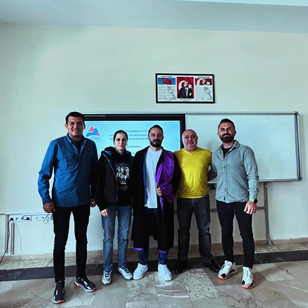 Manuel terapi, Akupunktur, Refleksoloji, hacamat, kayropraktik,Fitoterapi